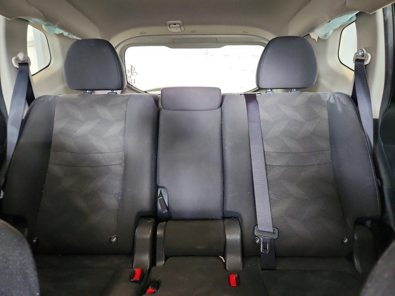 2016 NISSAN ROGUE