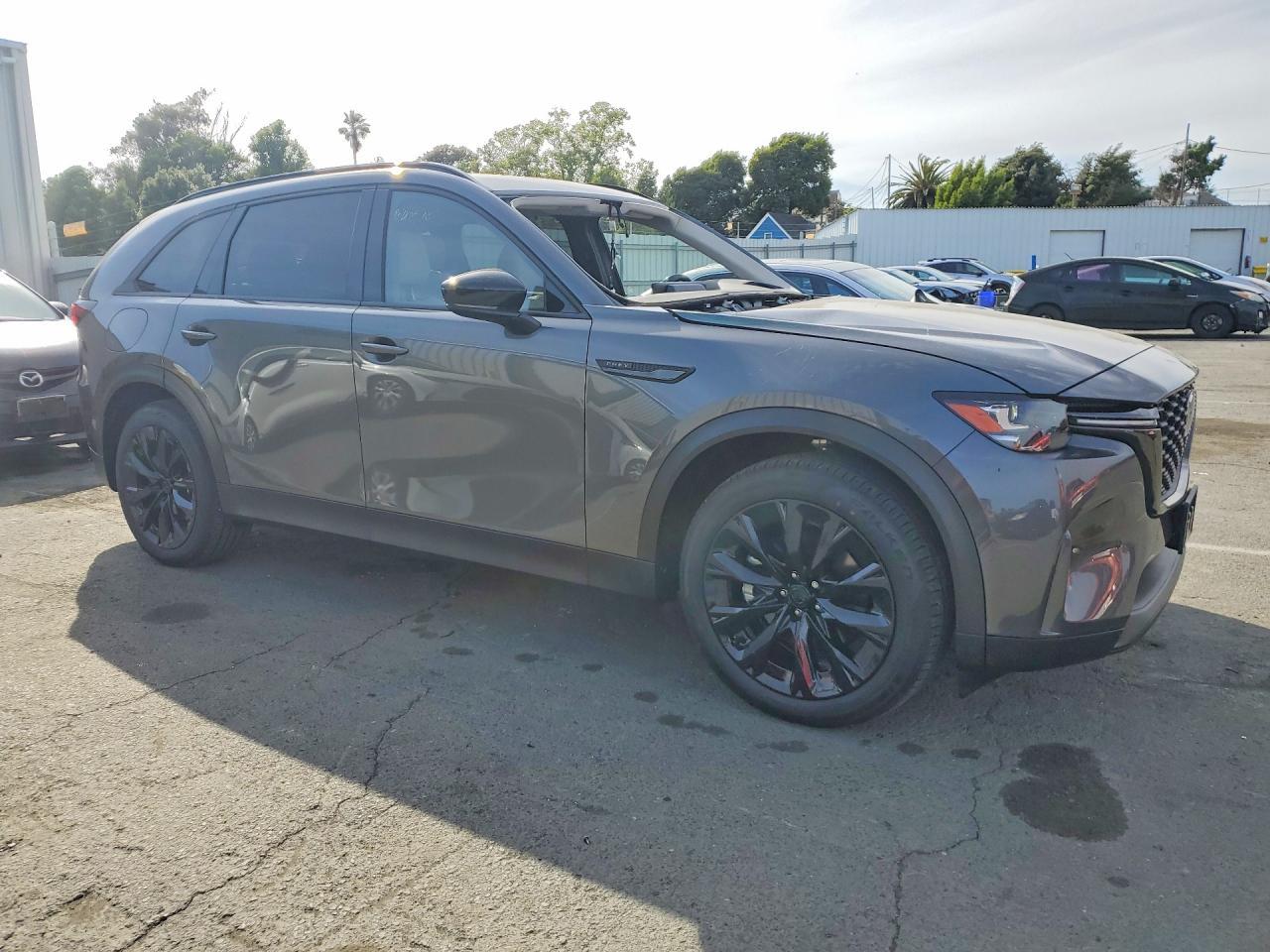 2026 MAZDA CX-90