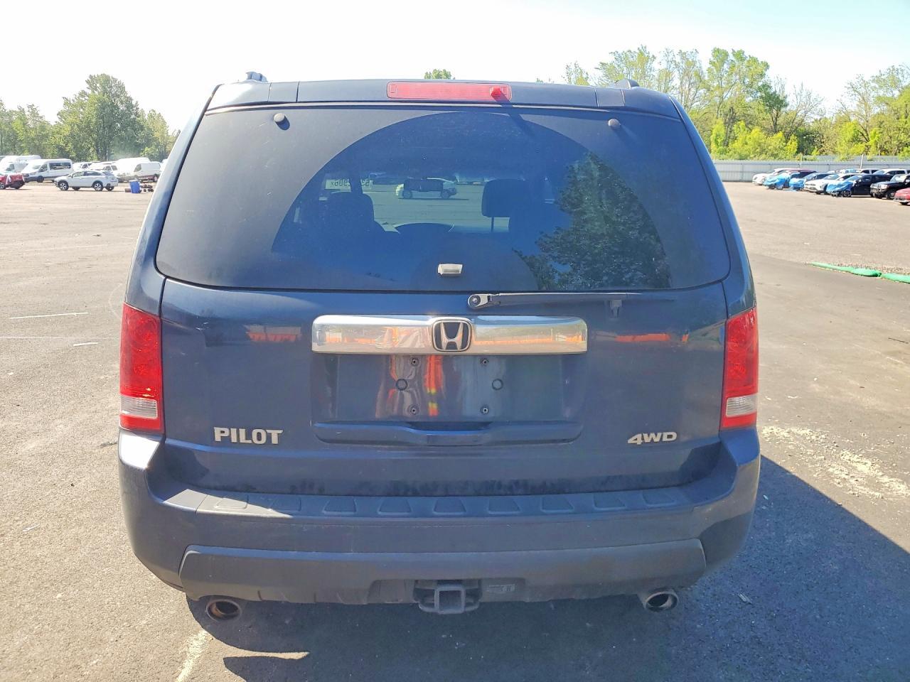 2011 HONDA PILOT
