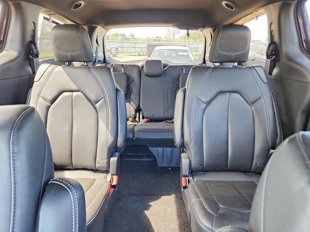 2020 CHRYSLER Pacifica