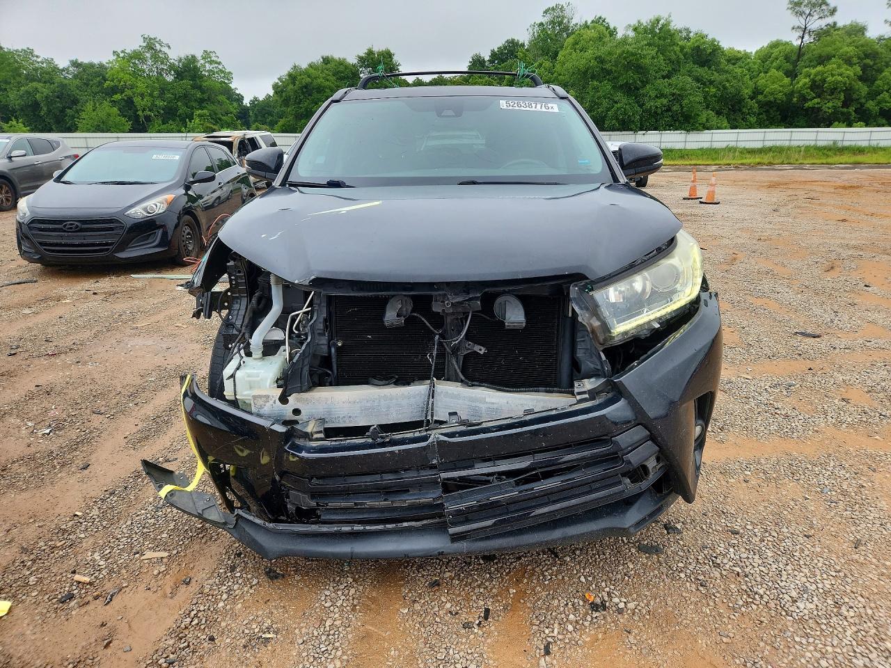 2017 TOYOTA HIGHLANDER