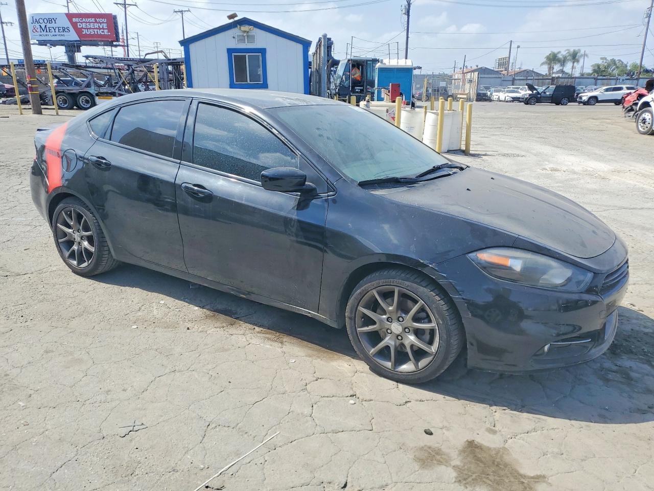 2013 DODGE Dart