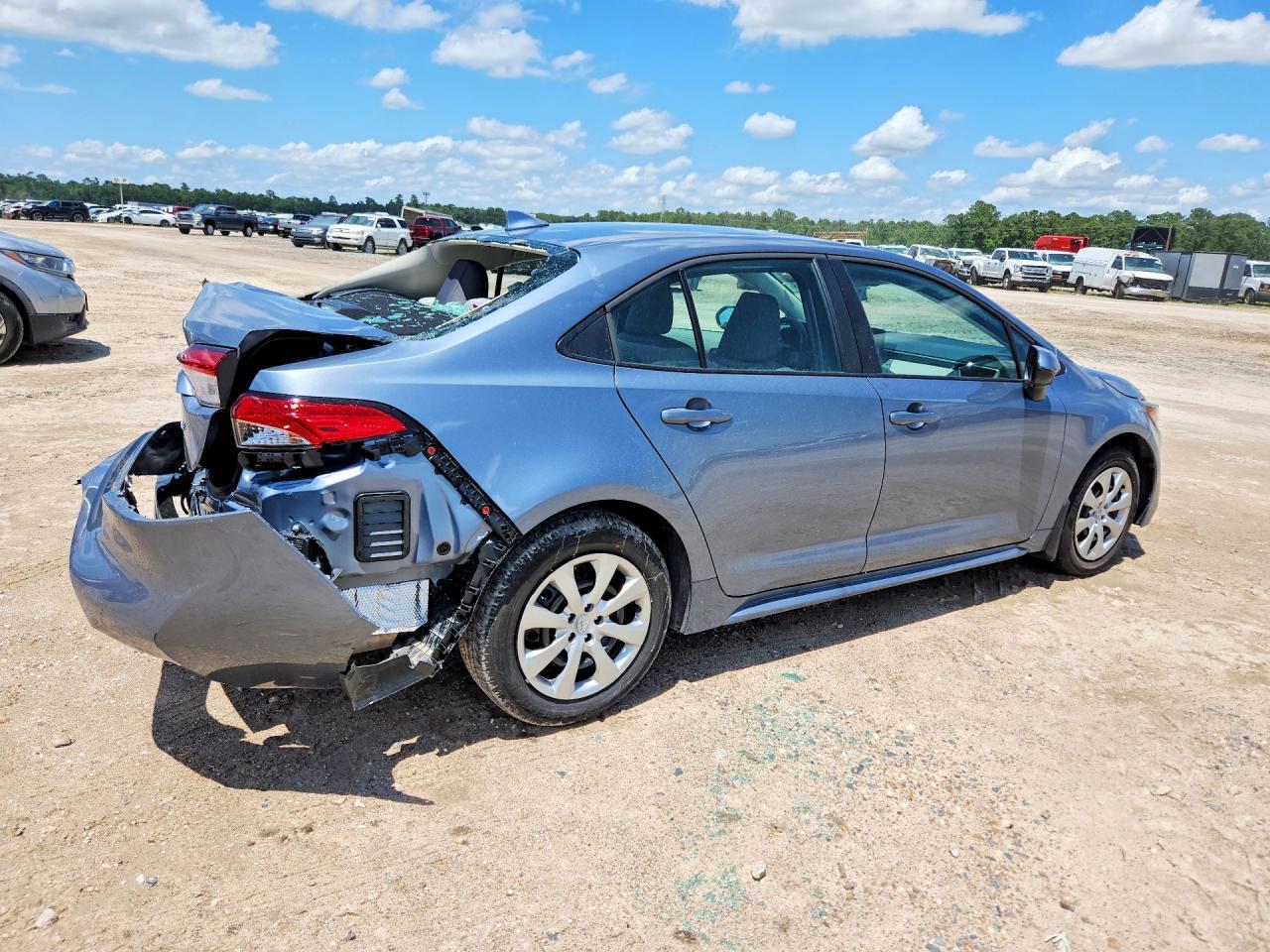 2026 TOYOTA COROLLA
