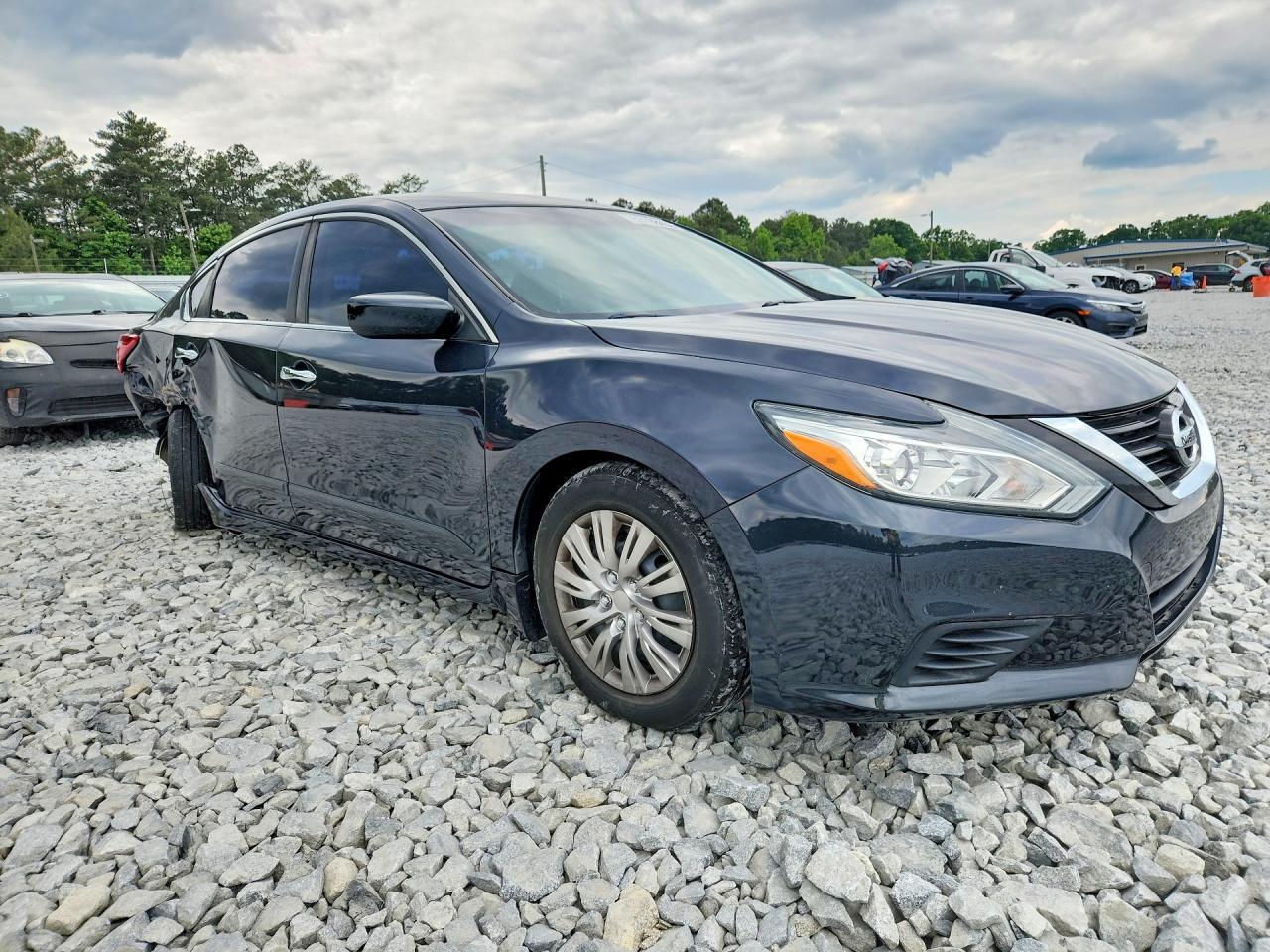 2017 NISSAN ALTIMA