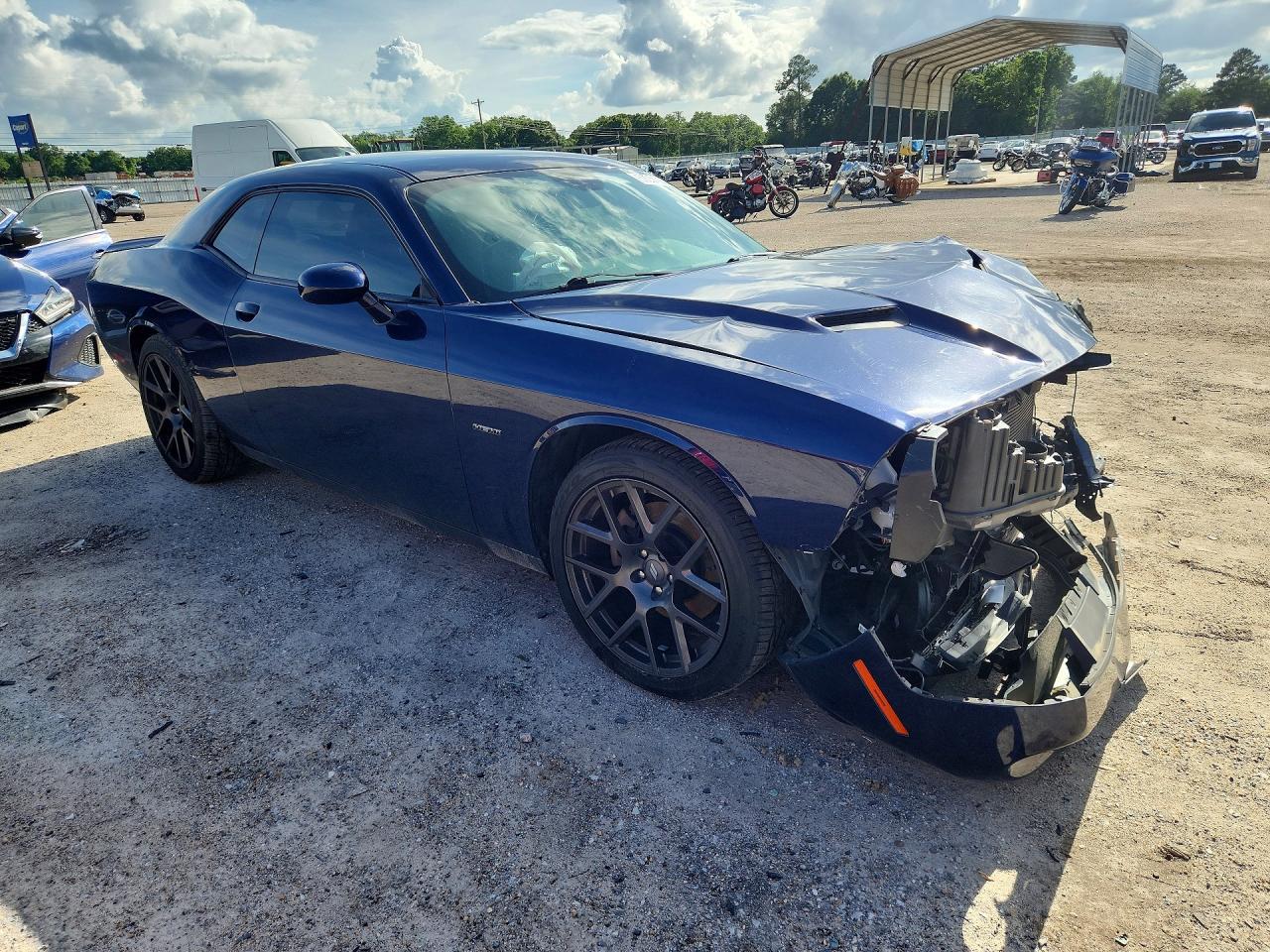 2017 DODGE Challenger