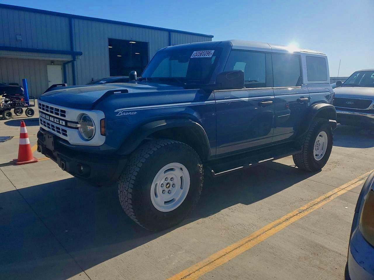 2025 FORD Bronco