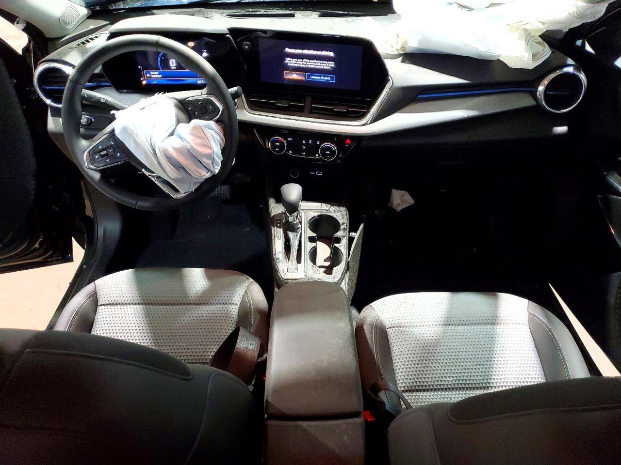 2025 CHEVROLET TRAX