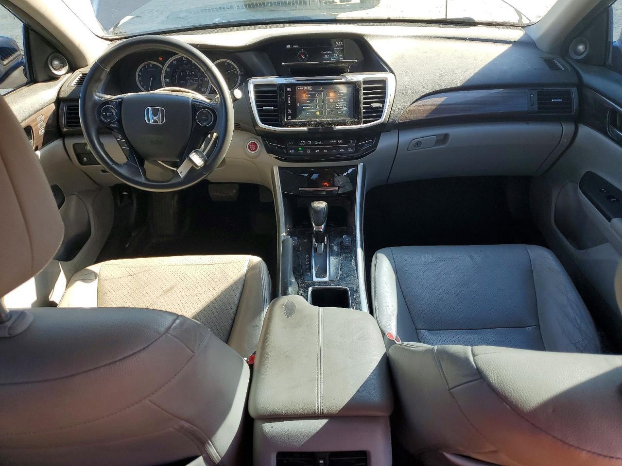 2017 HONDA ACCORD