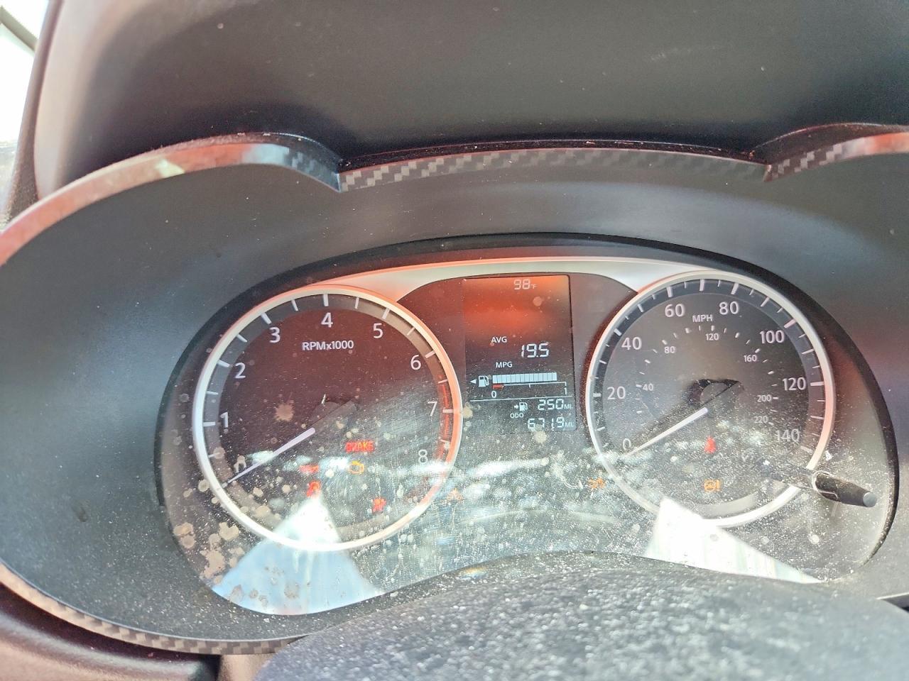 2021 NISSAN VERSA