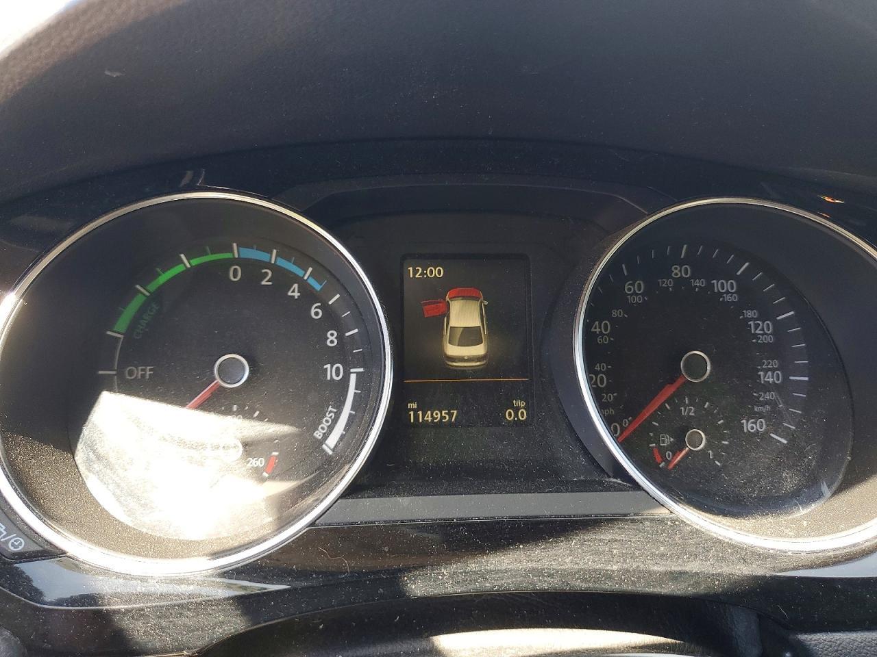 2016 VOLKSWAGEN JETTA