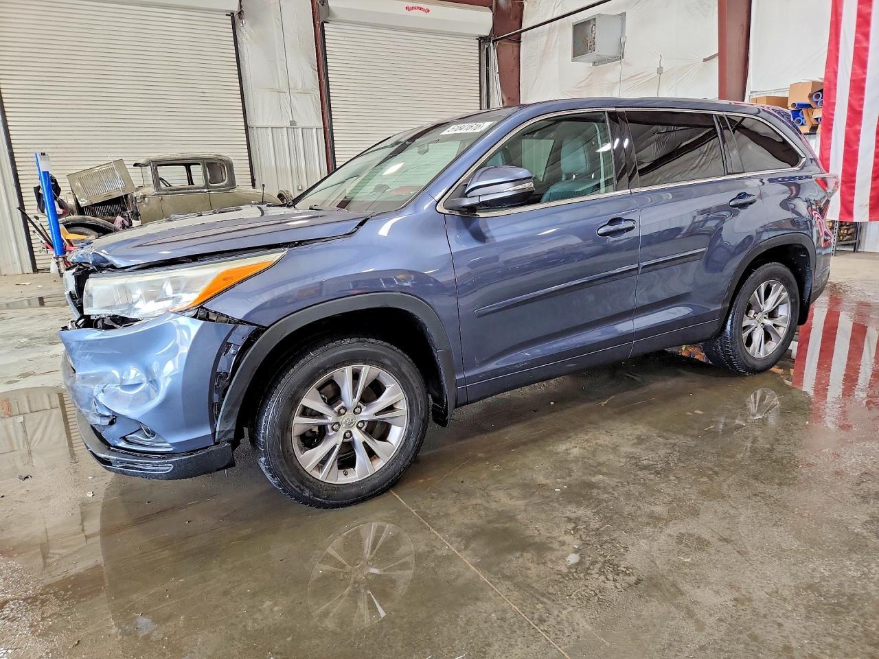 2015 TOYOTA HIGHLANDER