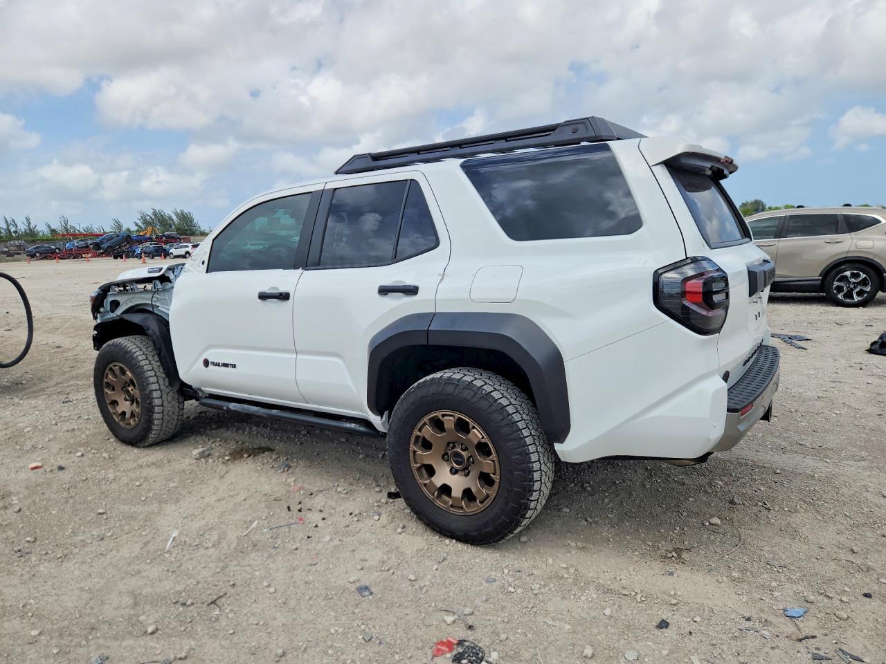 2025 TOYOTA 4Runner