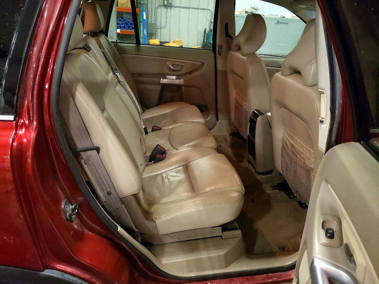 2004 VOLVO XC90