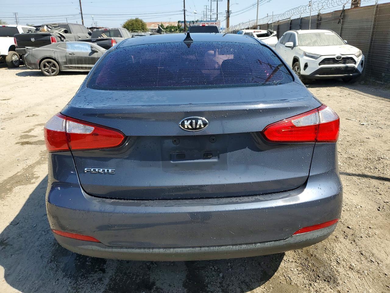 2016 KIA FORTE