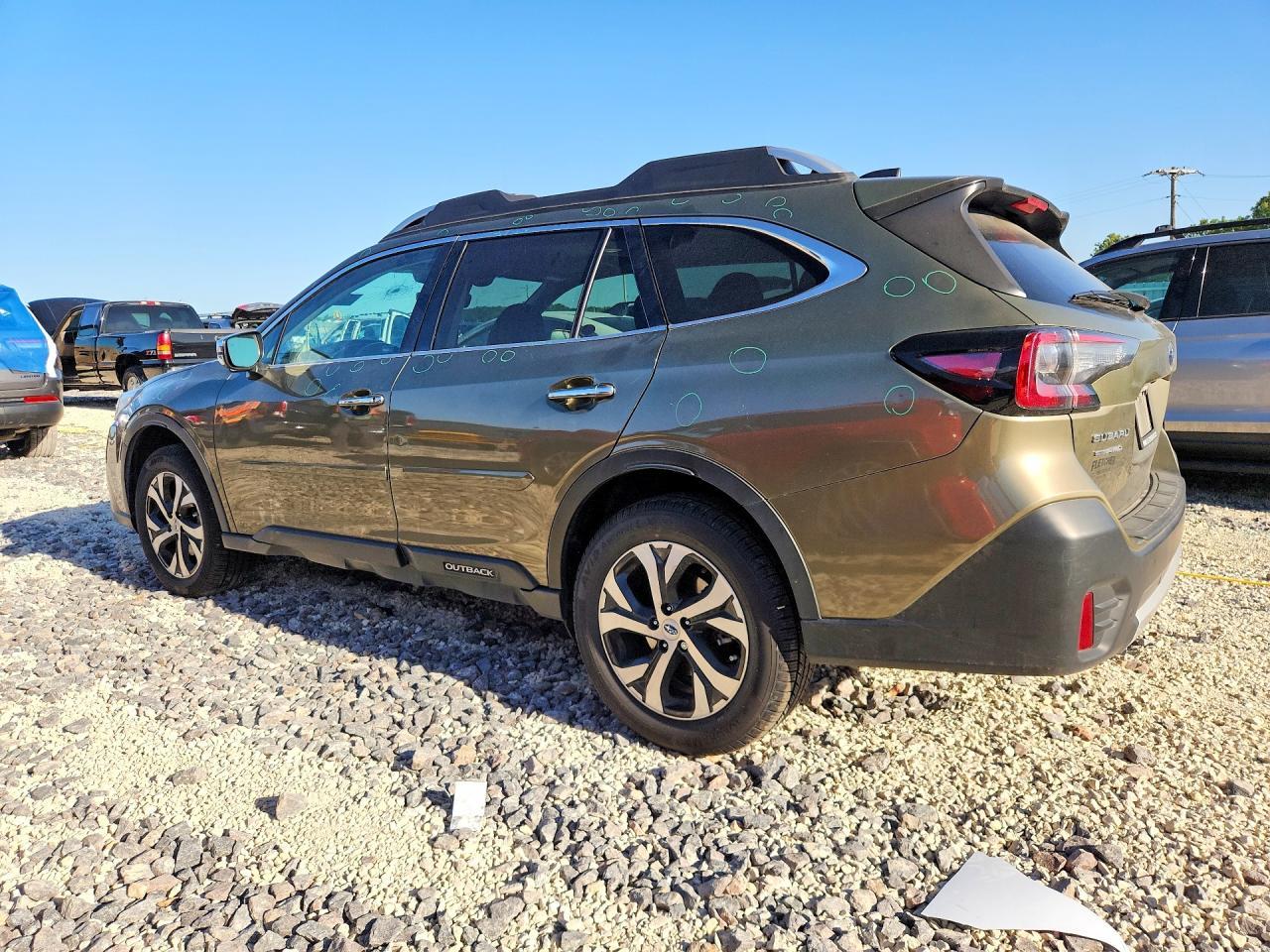 2021 SUBARU Outback