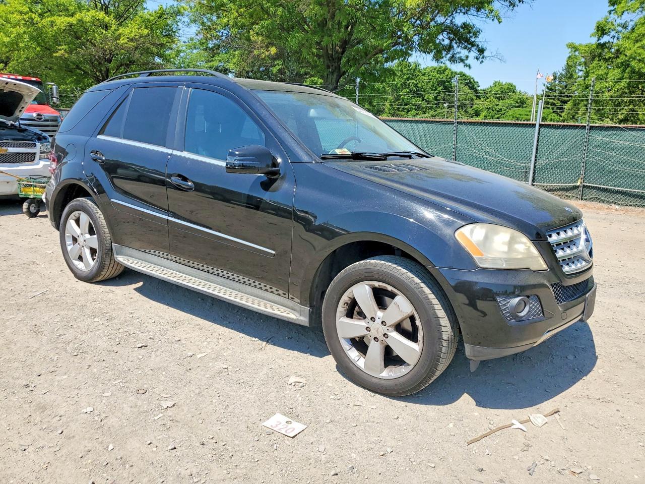 2011 MERCEDES-BENZ ML-Class