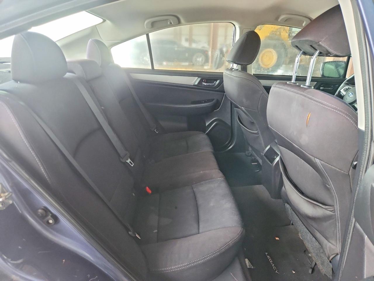2016 SUBARU Legacy