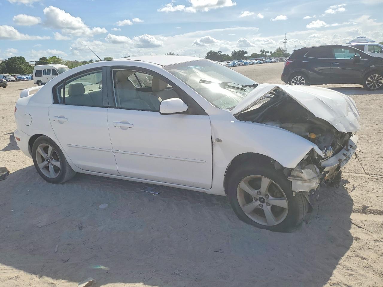 2006 MAZDA 3