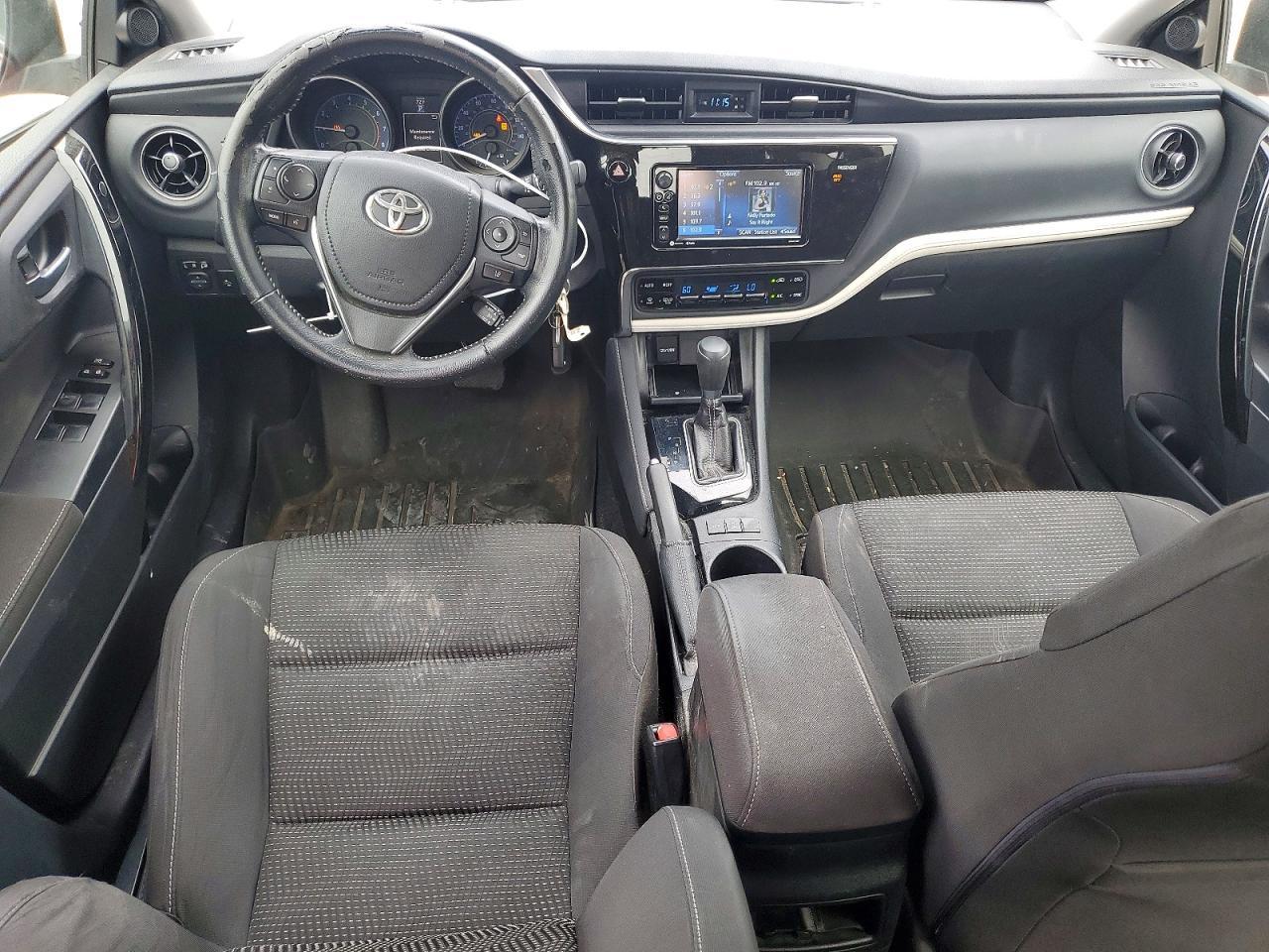2017 TOYOTA COROLLA