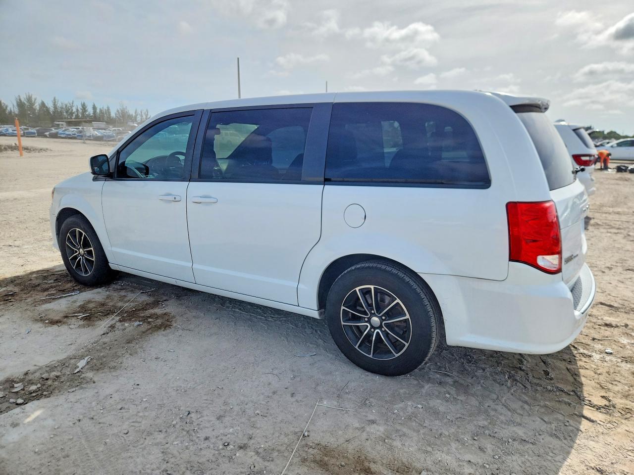 2018 DODGE GRAND CARAVAN