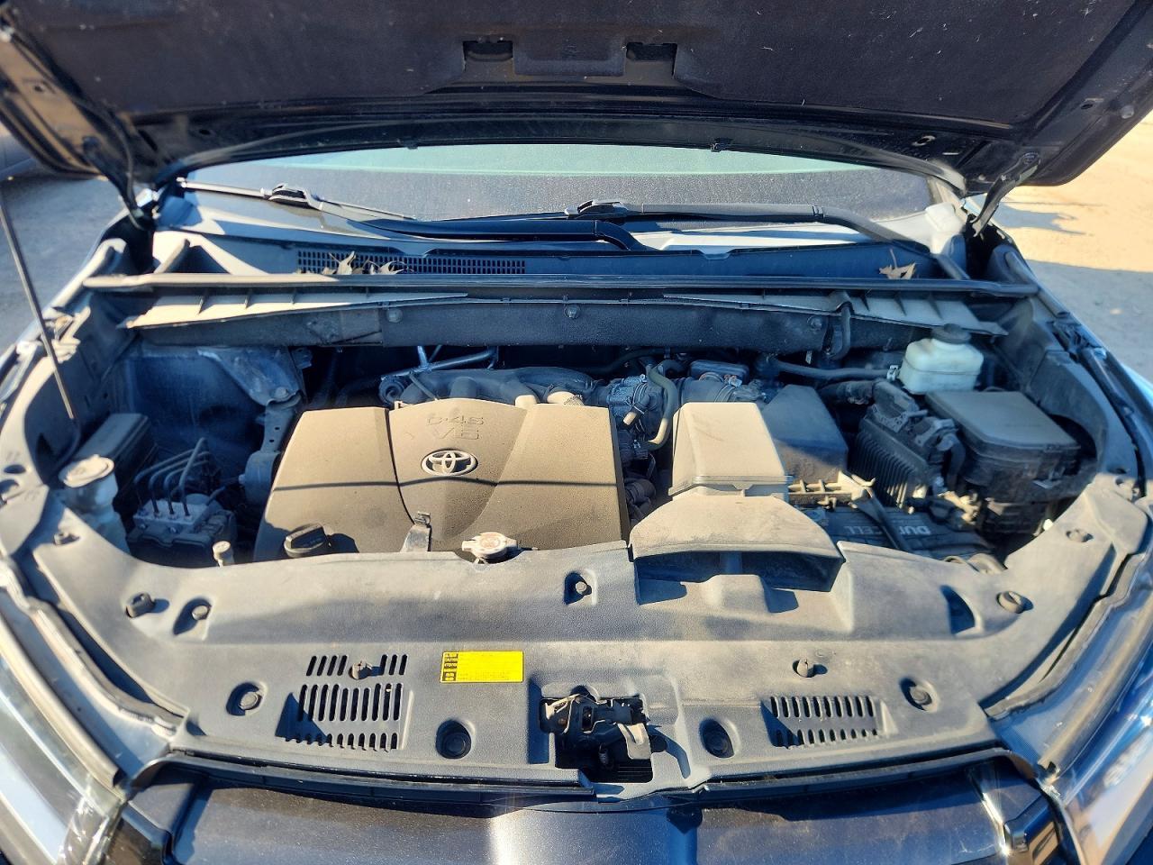 2018 TOYOTA HIGHLANDER