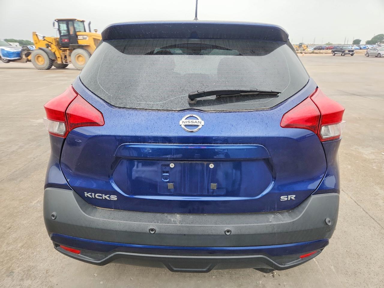 2020 NISSAN KICKS