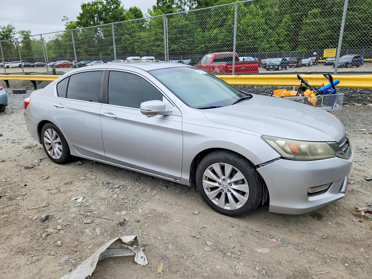 2013 HONDA ACCORD