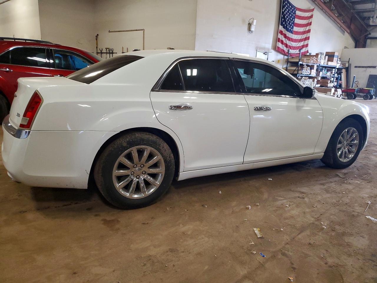 2011 CHRYSLER 300