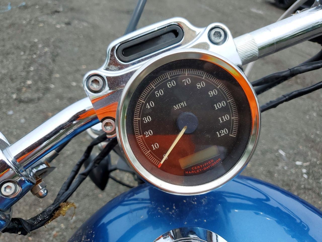 2006 HARLEY-DAVIDSON Xl883