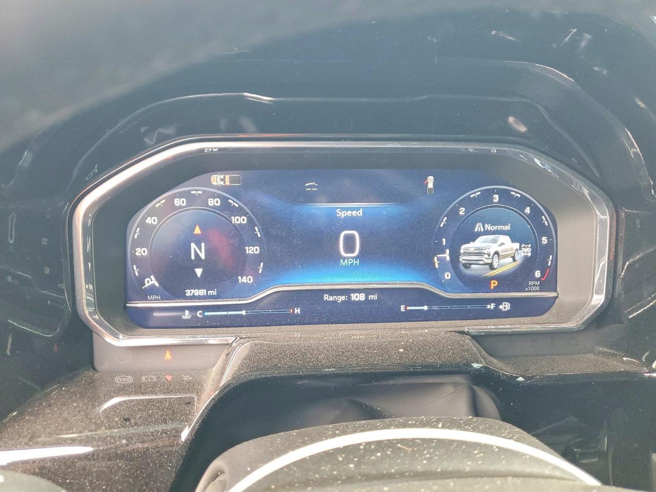 2025 CHEVROLET Silverado