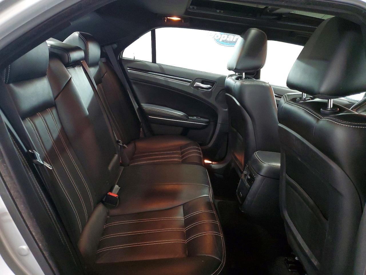 2022 CHRYSLER 300