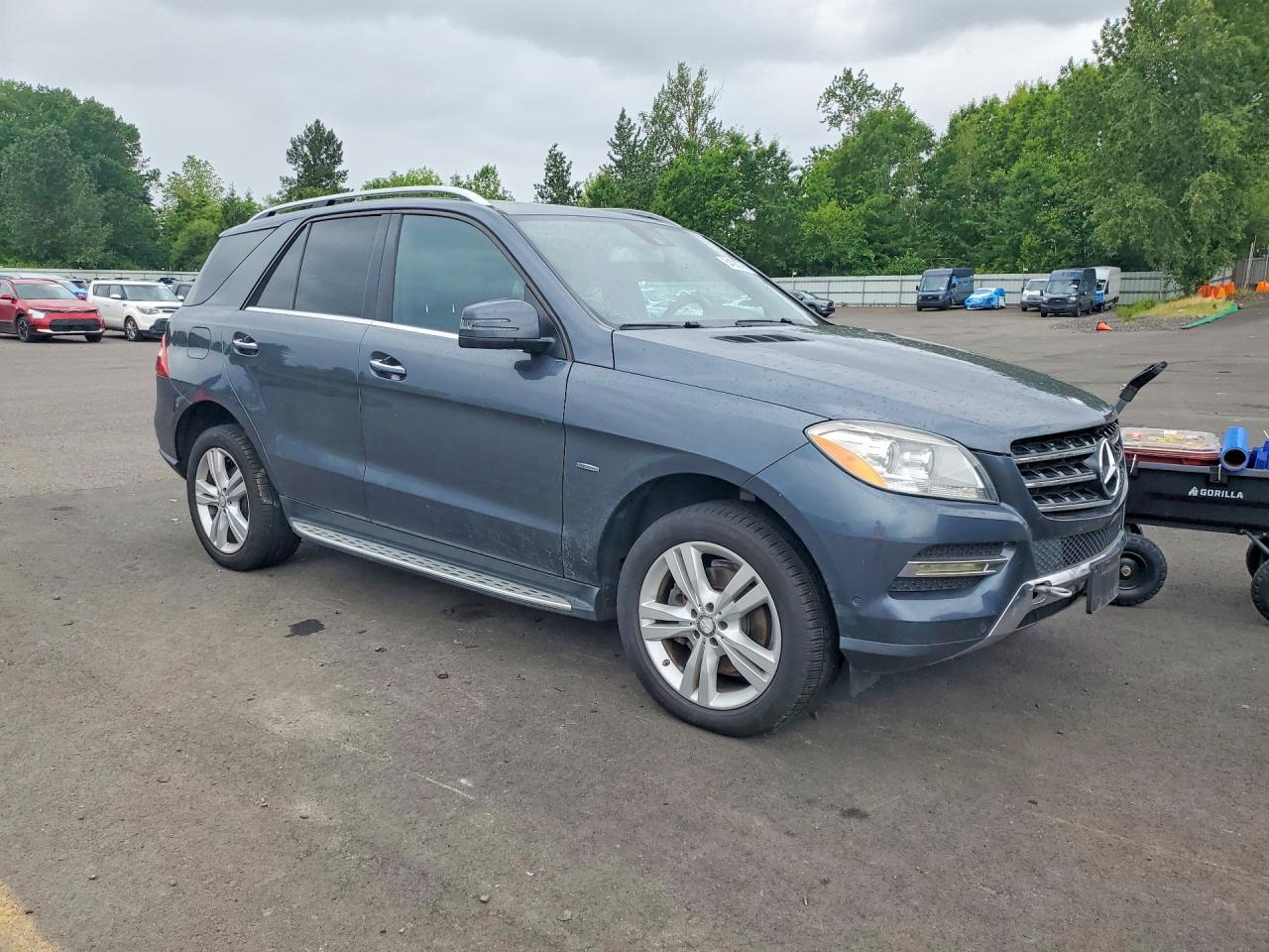 2012 MERCEDES-BENZ ML-Class