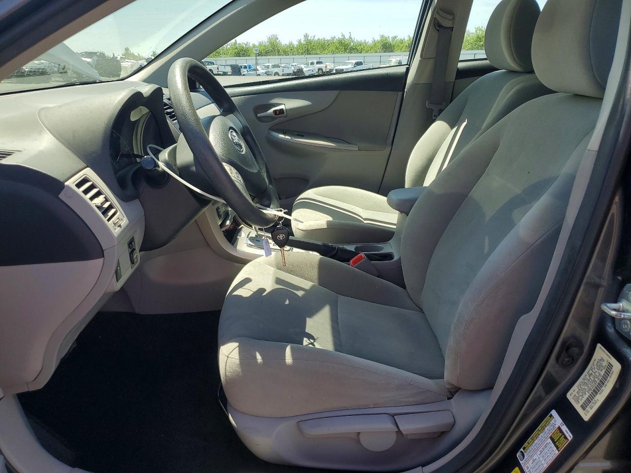 2013 TOYOTA COROLLA