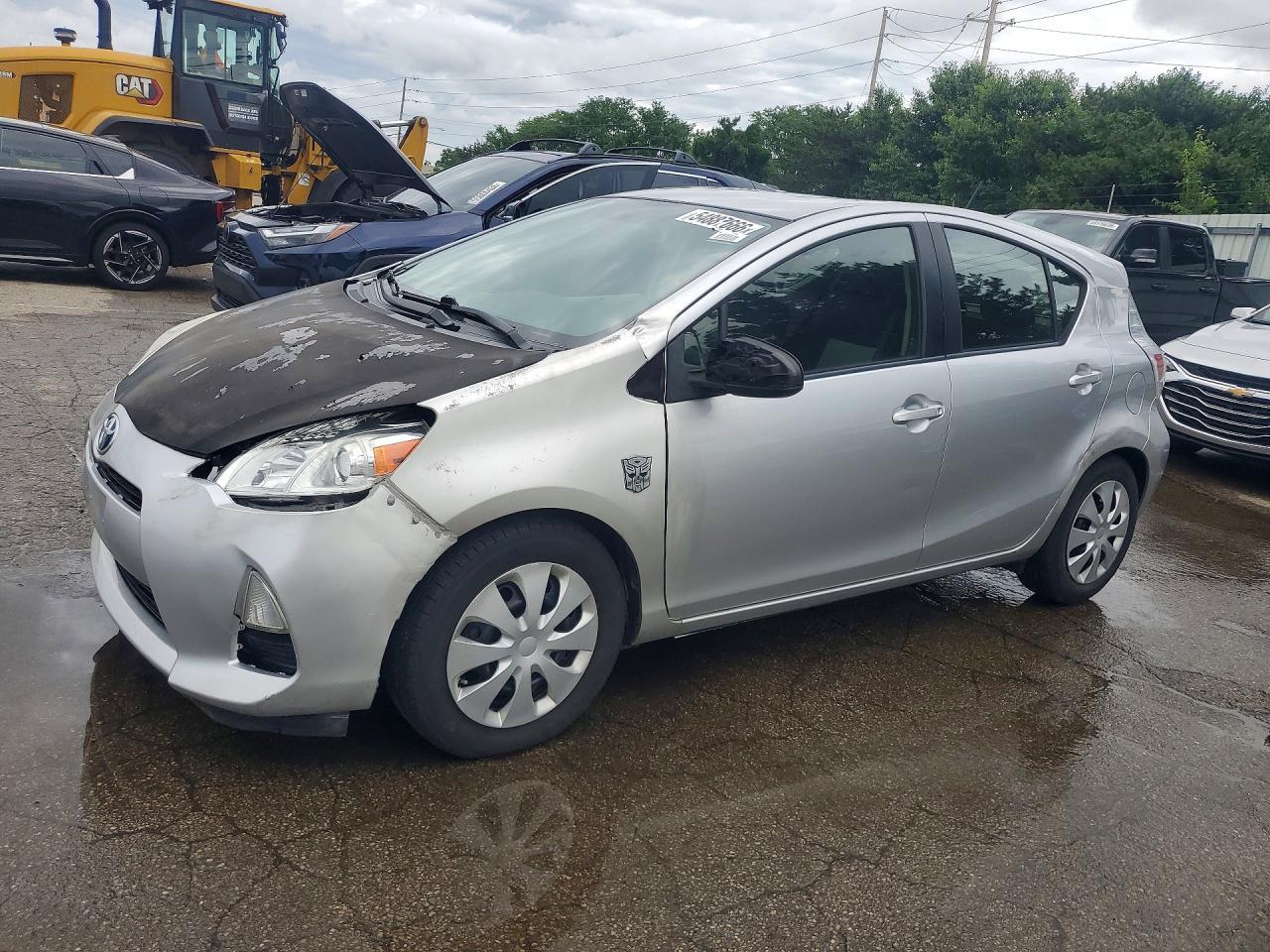2012 TOYOTA Prius c