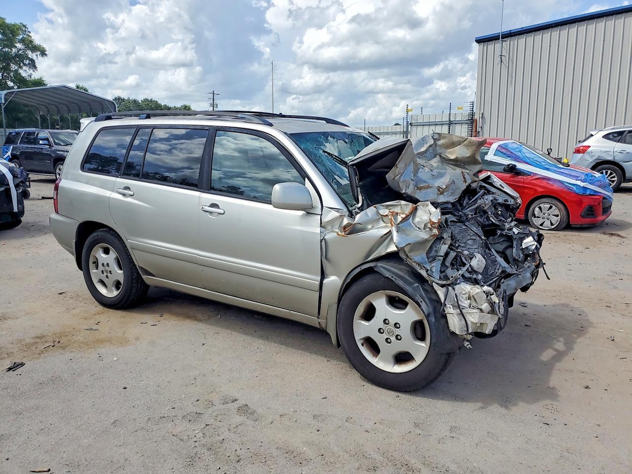2006 TOYOTA HIGHLANDER
