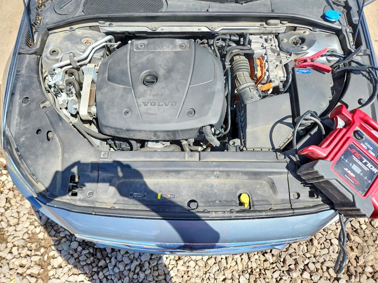 2018 VOLVO S90