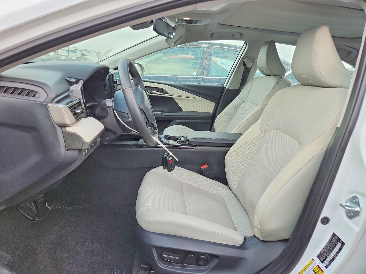 2025 TOYOTA CAMRY