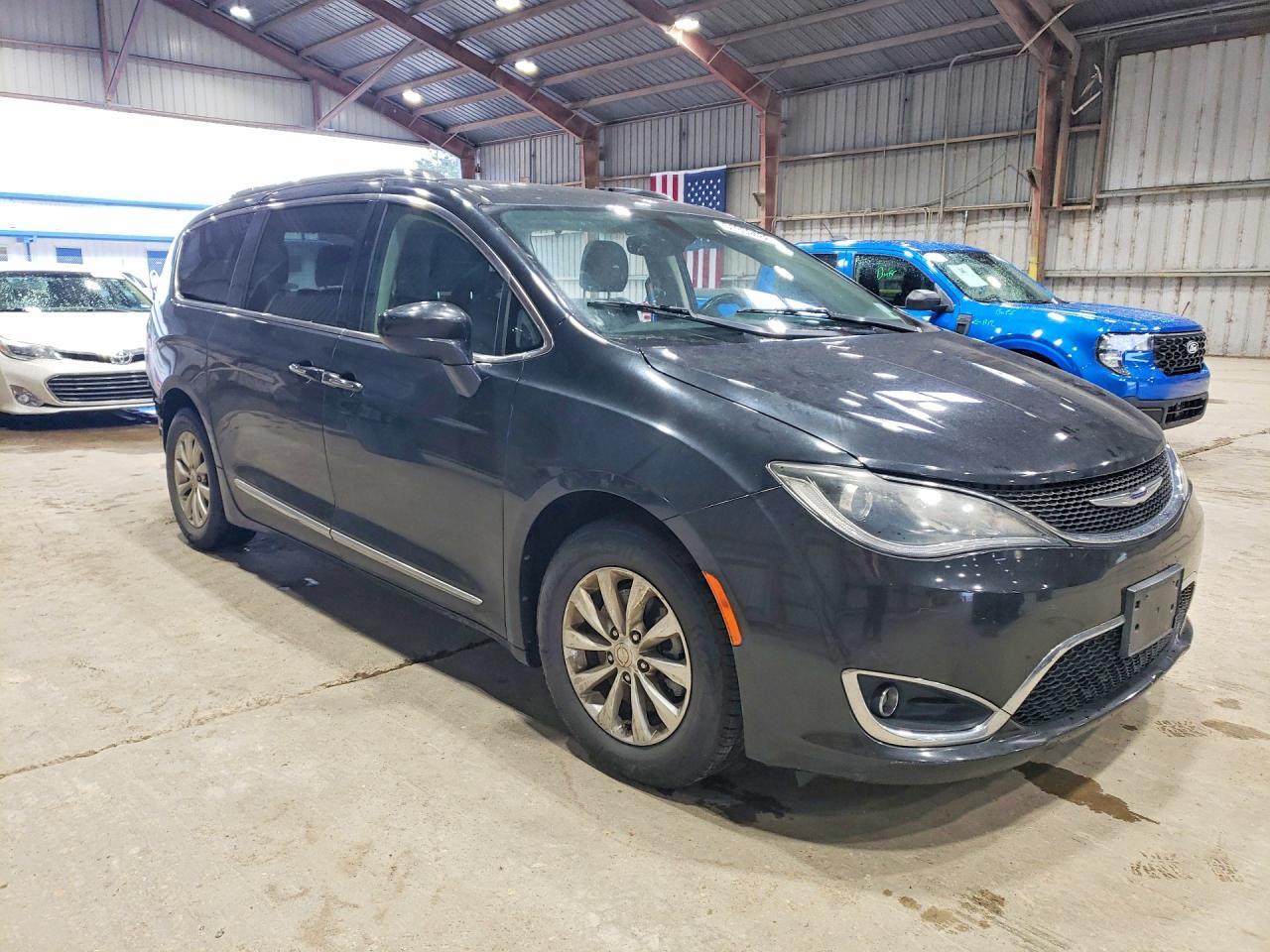 2019 CHRYSLER Pacifica