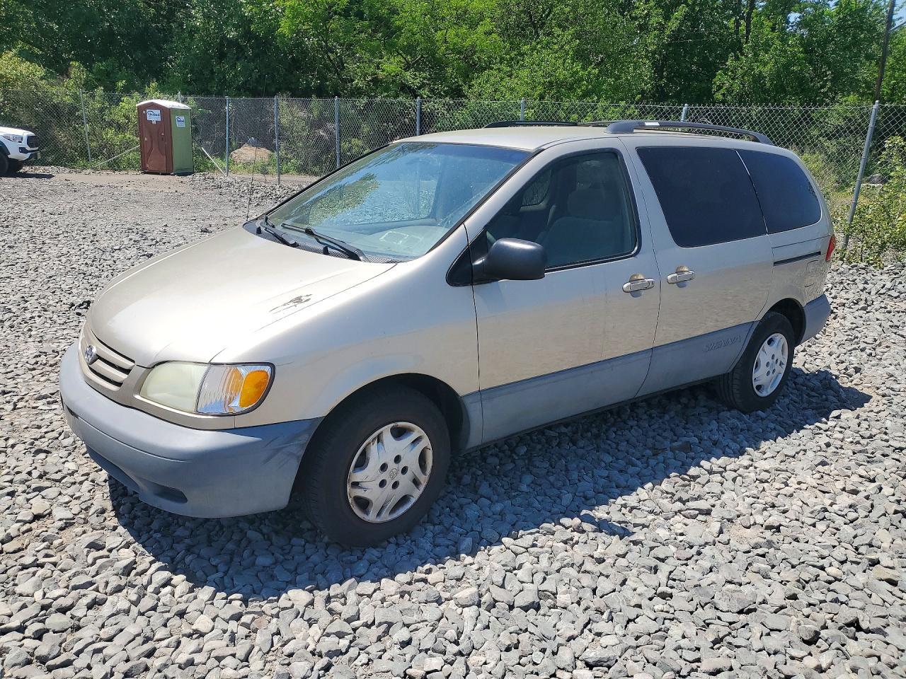 2002 TOYOTA SIENNA