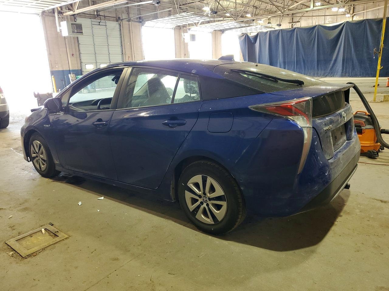 2017 TOYOTA PRIUS