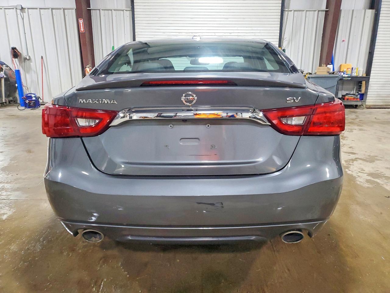 2017 NISSAN Maxima