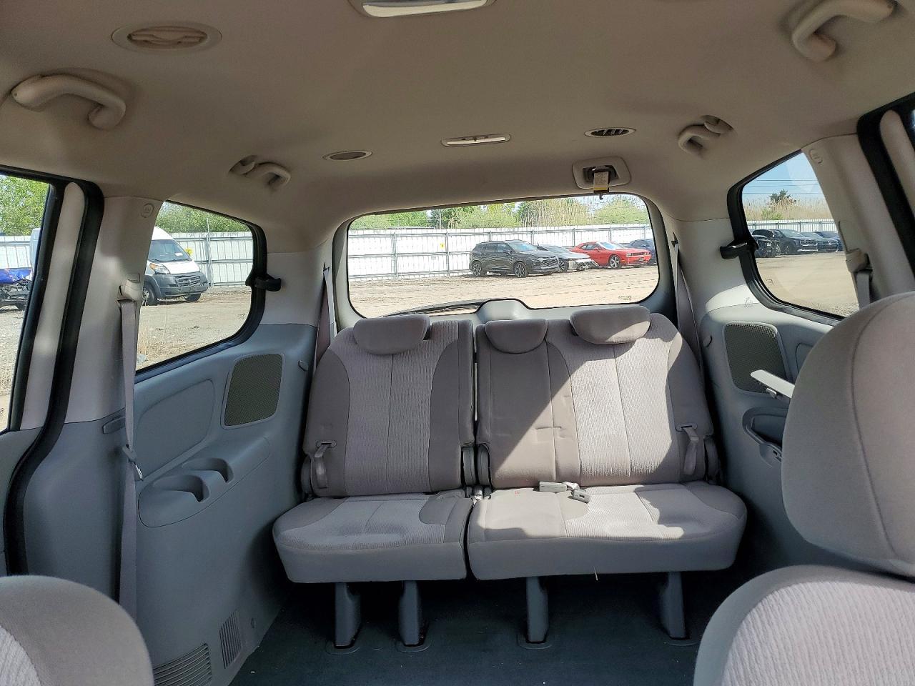 2012 KIA SEDONA