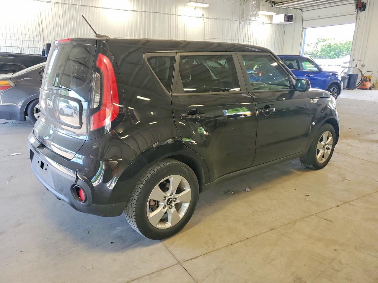 2017 KIA SOUL