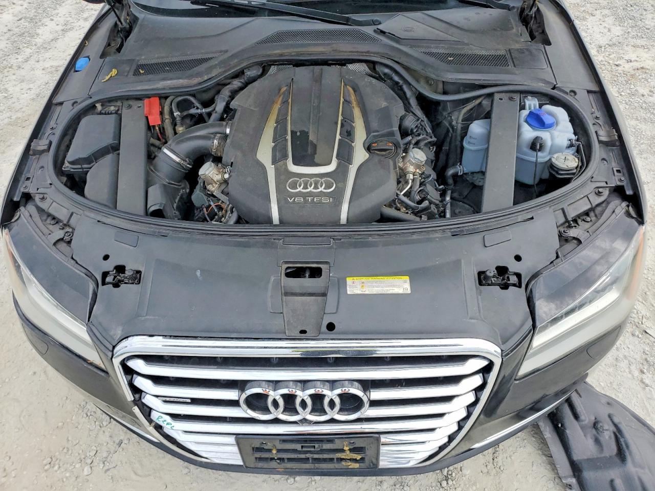 2013 AUDI A8