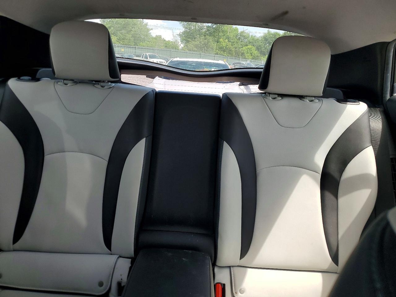 2017 TOYOTA Prius Prime