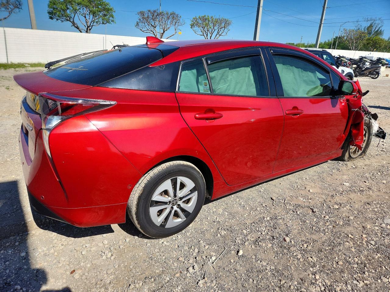 2018 TOYOTA PRIUS