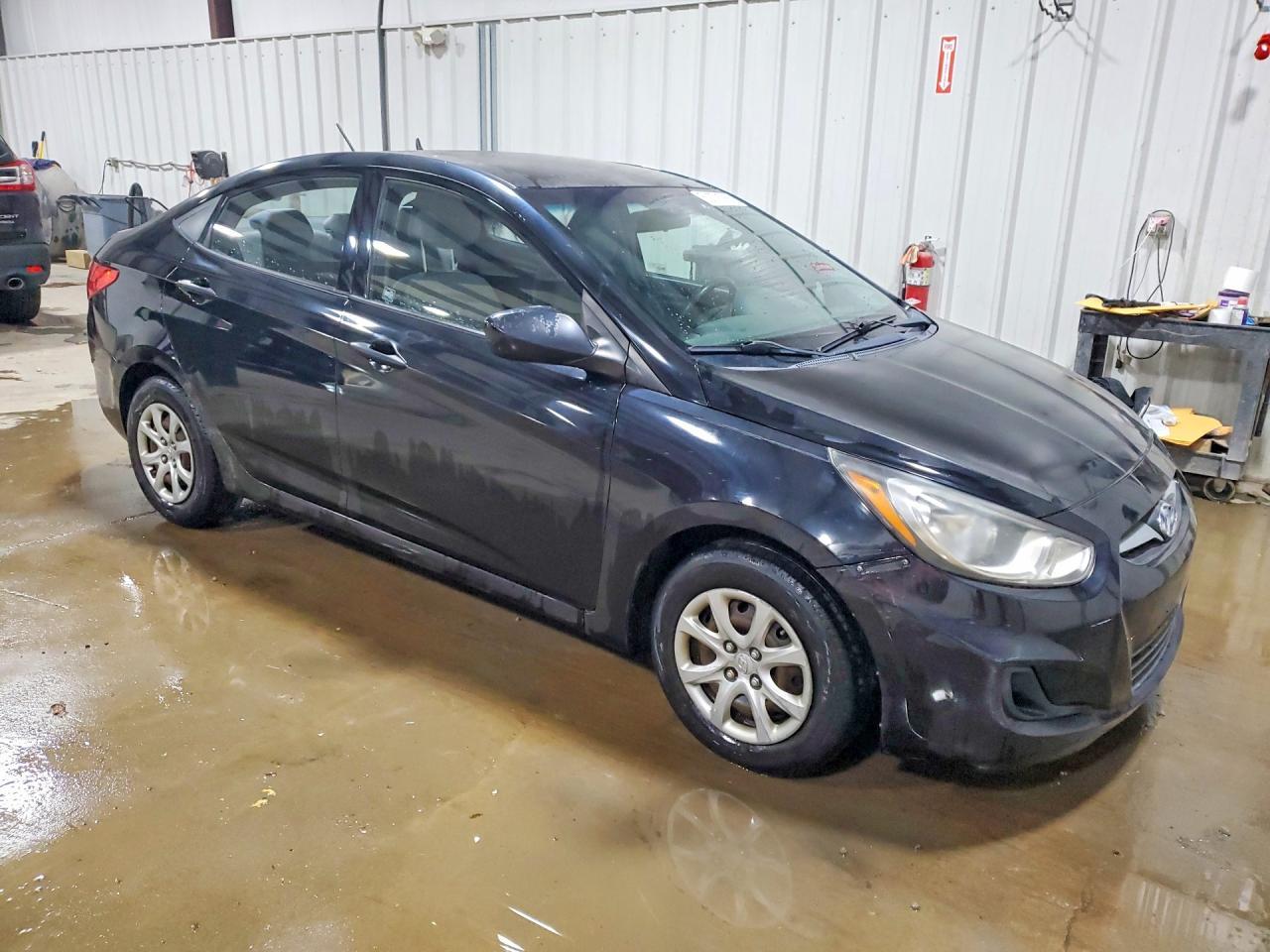 2012 HYUNDAI ACCENT
