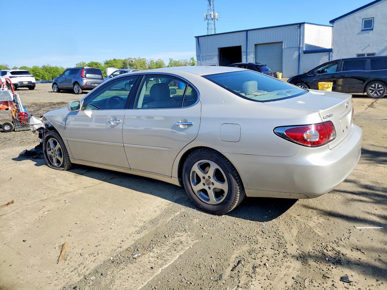 2004 LEXUS ES 330