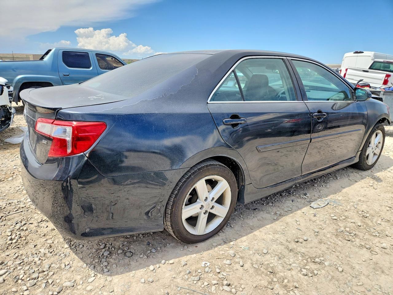 2013 TOYOTA CAMRY