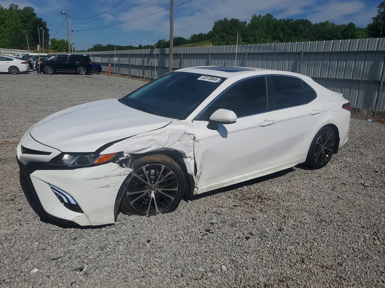 2018 TOYOTA CAMRY